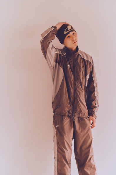 NYLON TRAINIG JACKET ＜RC-24745＞ TAUPE×GRAY　【RUSSELL ATHLETIC】