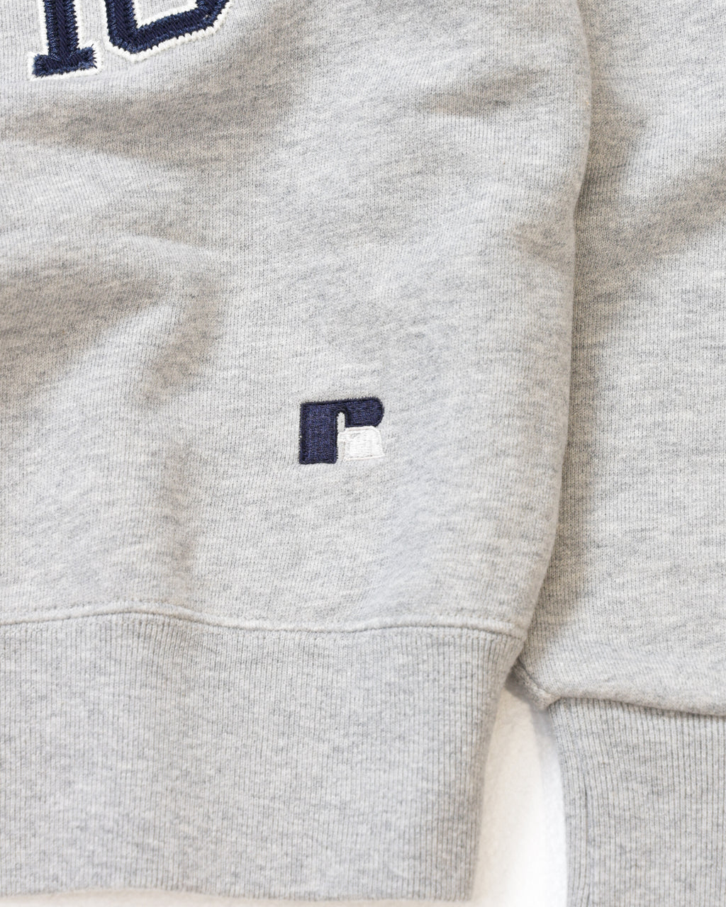 ＜RC-25702＞HIGH COTTON Sweat Letter Patched Shirt