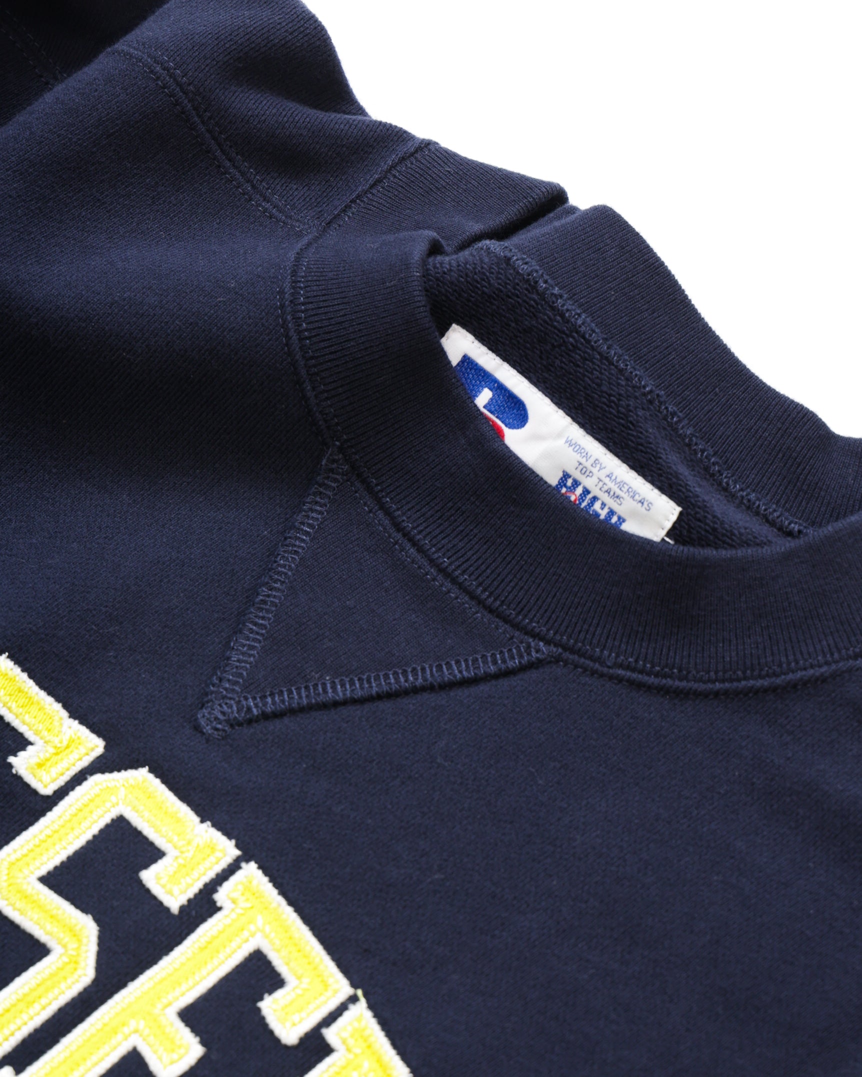 ＜RC-25702＞HIGH COTTON Sweat Letter Patched Shirt
