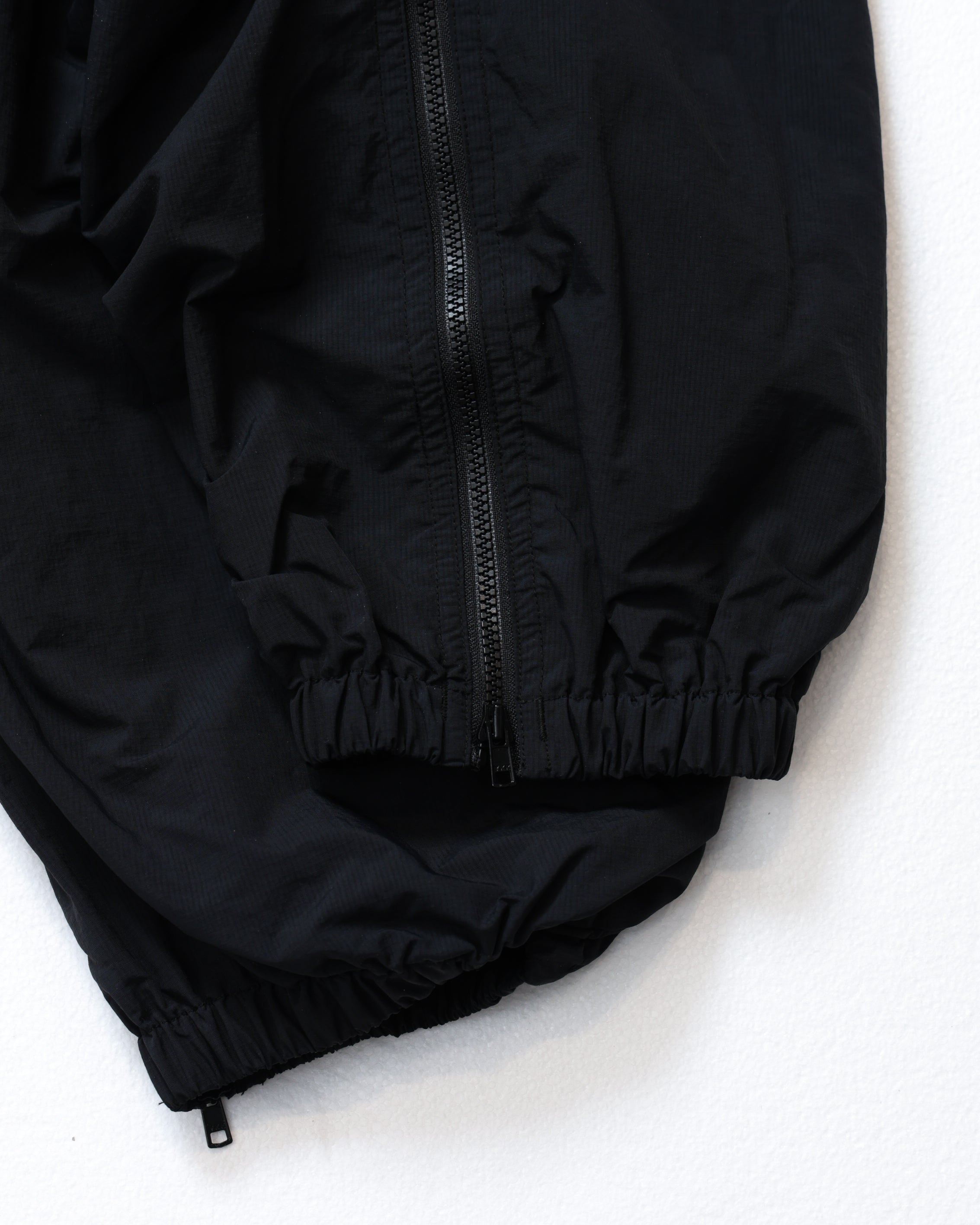 RC-25750＞Nylon Training Warm up Pants – THE BOOKMARK