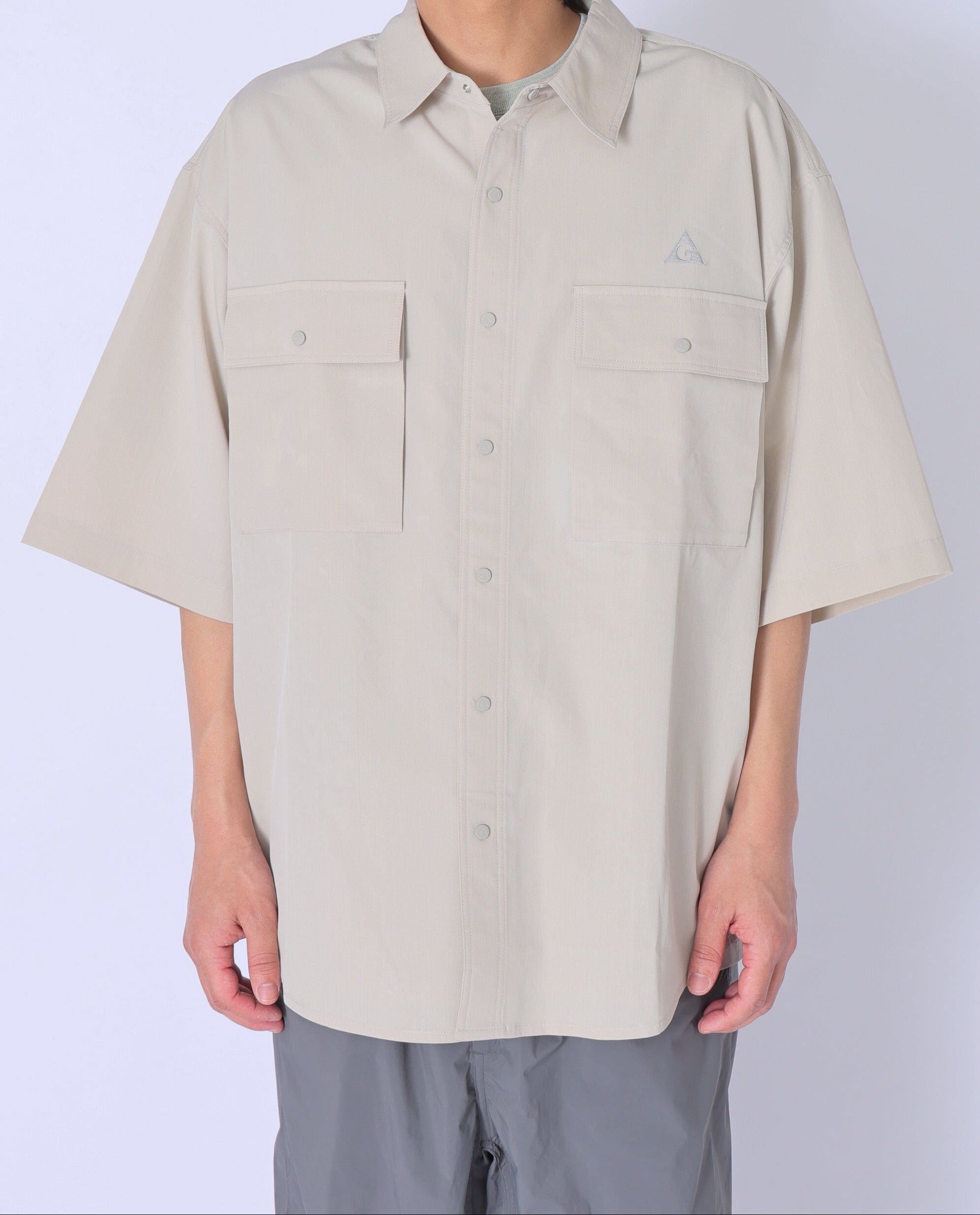 ＜GRJ#26034＞Synthetic Crepe Taffeta Button up S/S Leisure Shirt