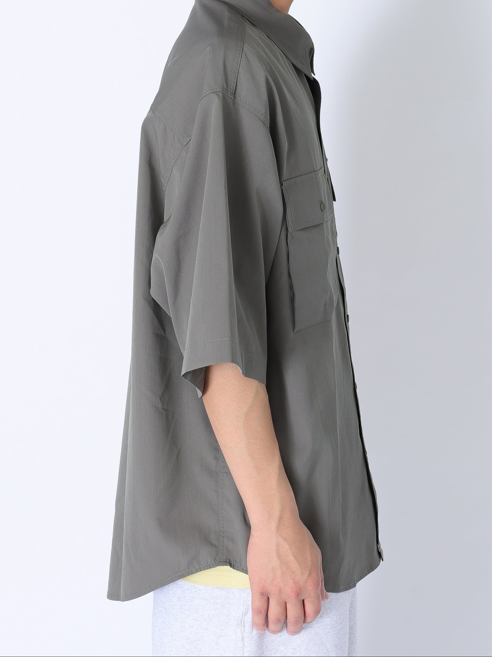 ＜GRJ#26034＞Synthetic Crepe Taffeta Button up S/S Leisure Shirt