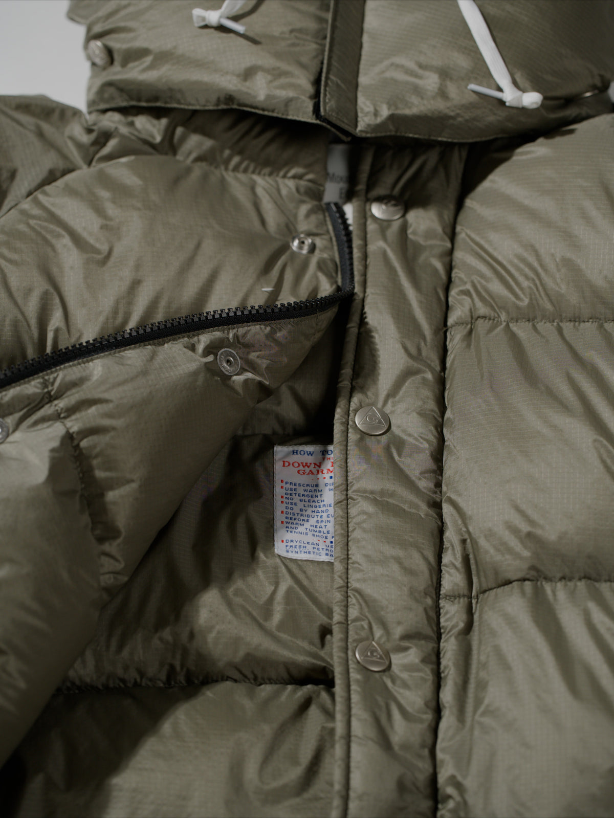 <GRD#26501> Classic 70 Down Jacket