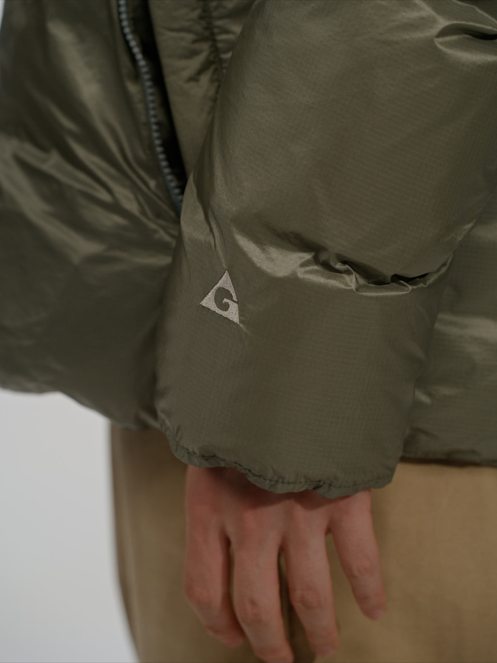 <GRD#26502> Classic 64 Slope Down Cardigan