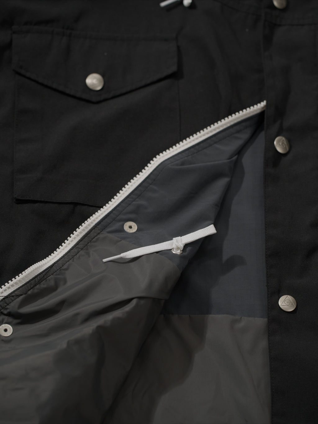 <GRC#26505> Classic 80 Mountain Parka