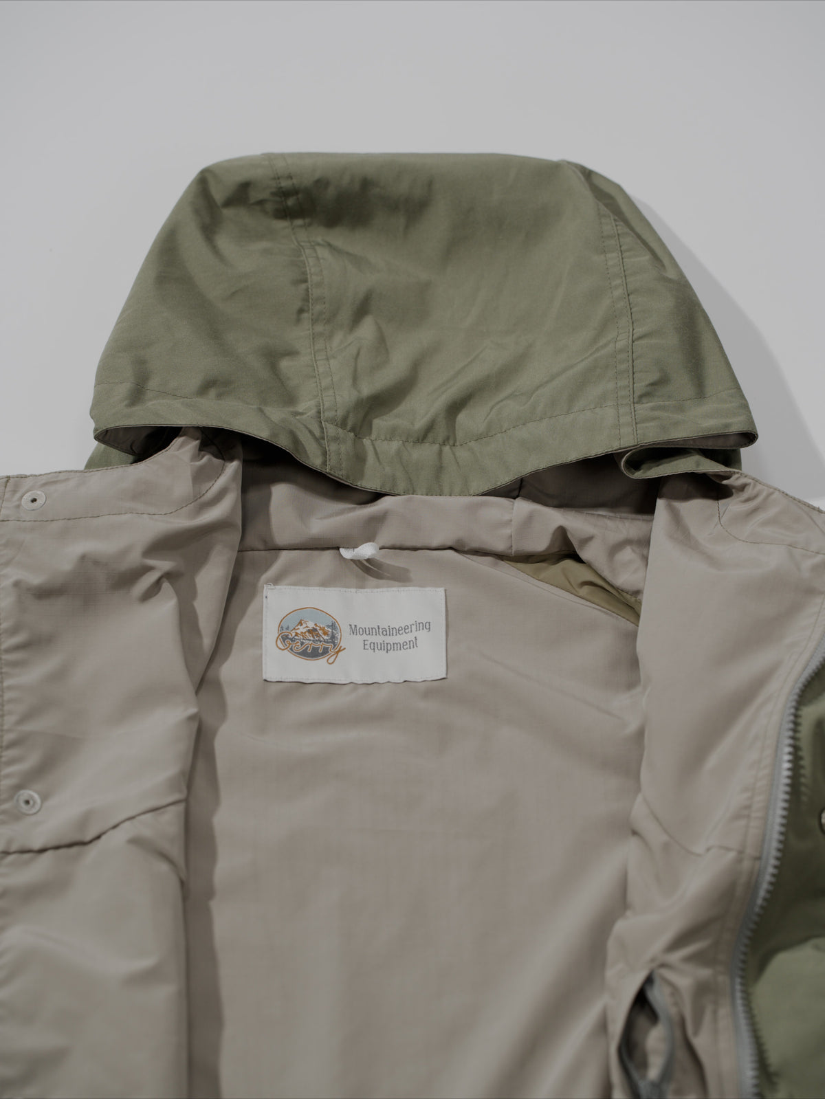 <GRC#26505> Classic 80 Mountain Parka