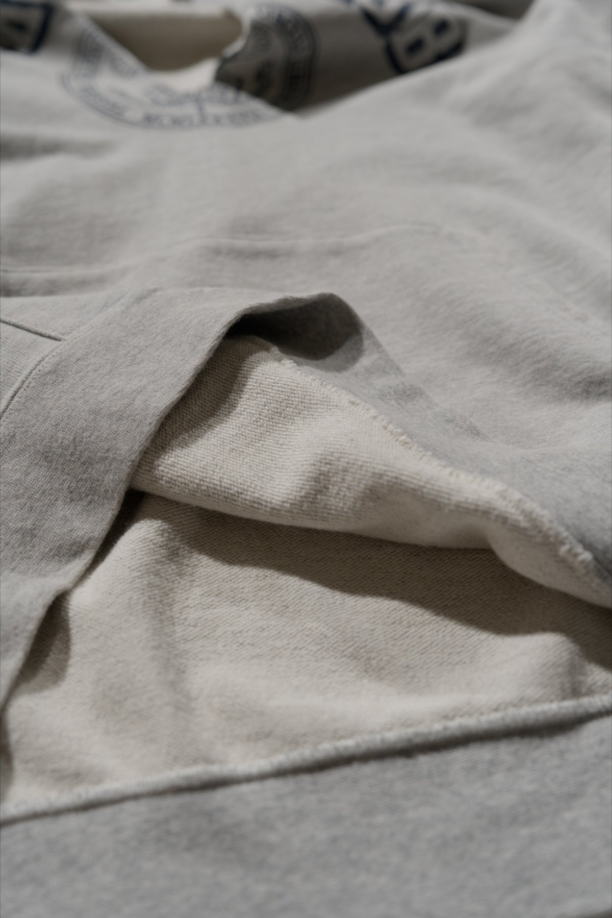 ＜BC#26606＞ Vtg. Cut off Sweat Hoodie