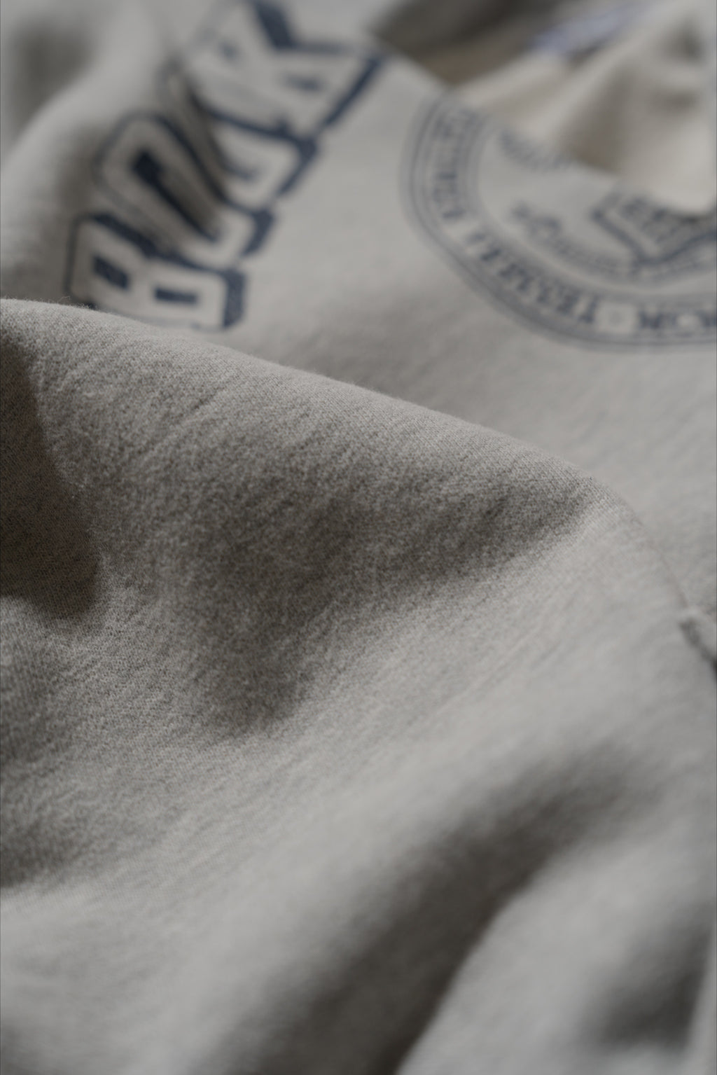 ＜BC#26606＞ Vtg. Cut off Sweat Hoodie