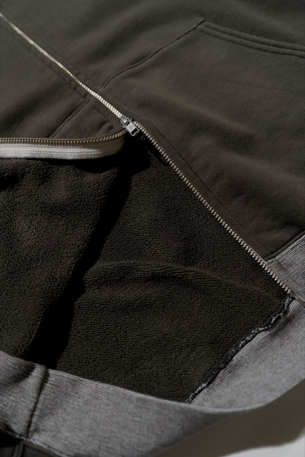 ＜BC#26611＞ Garment Dyed 11oz Sweat Zip Hoodie