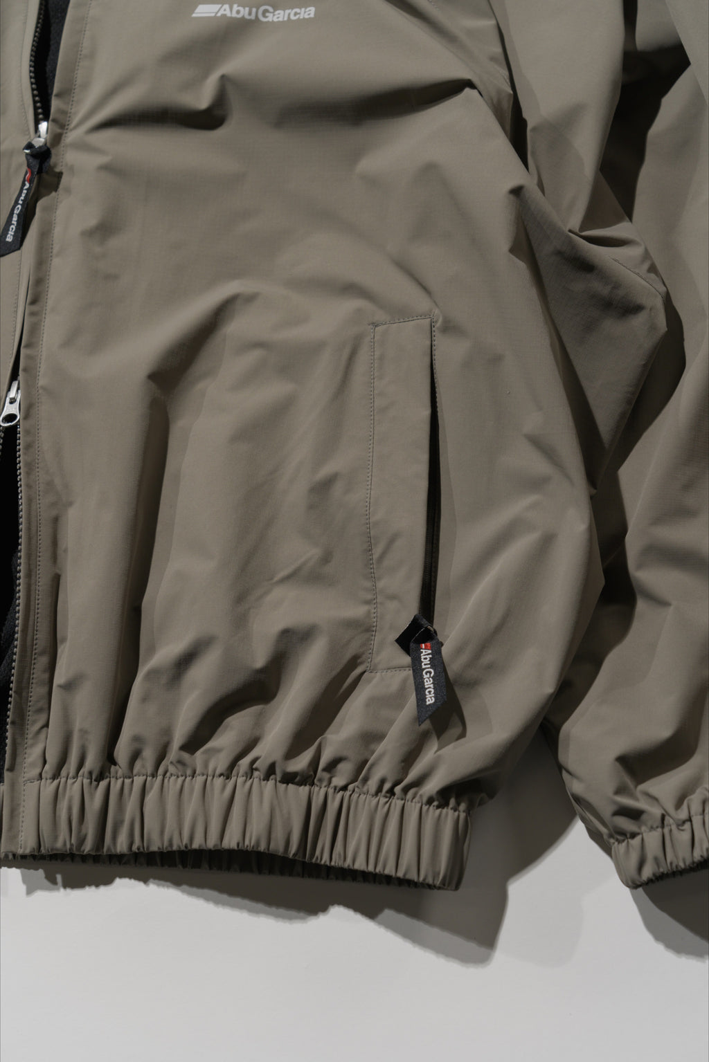 ＜AGC#26718＞Nylon Training Jacket