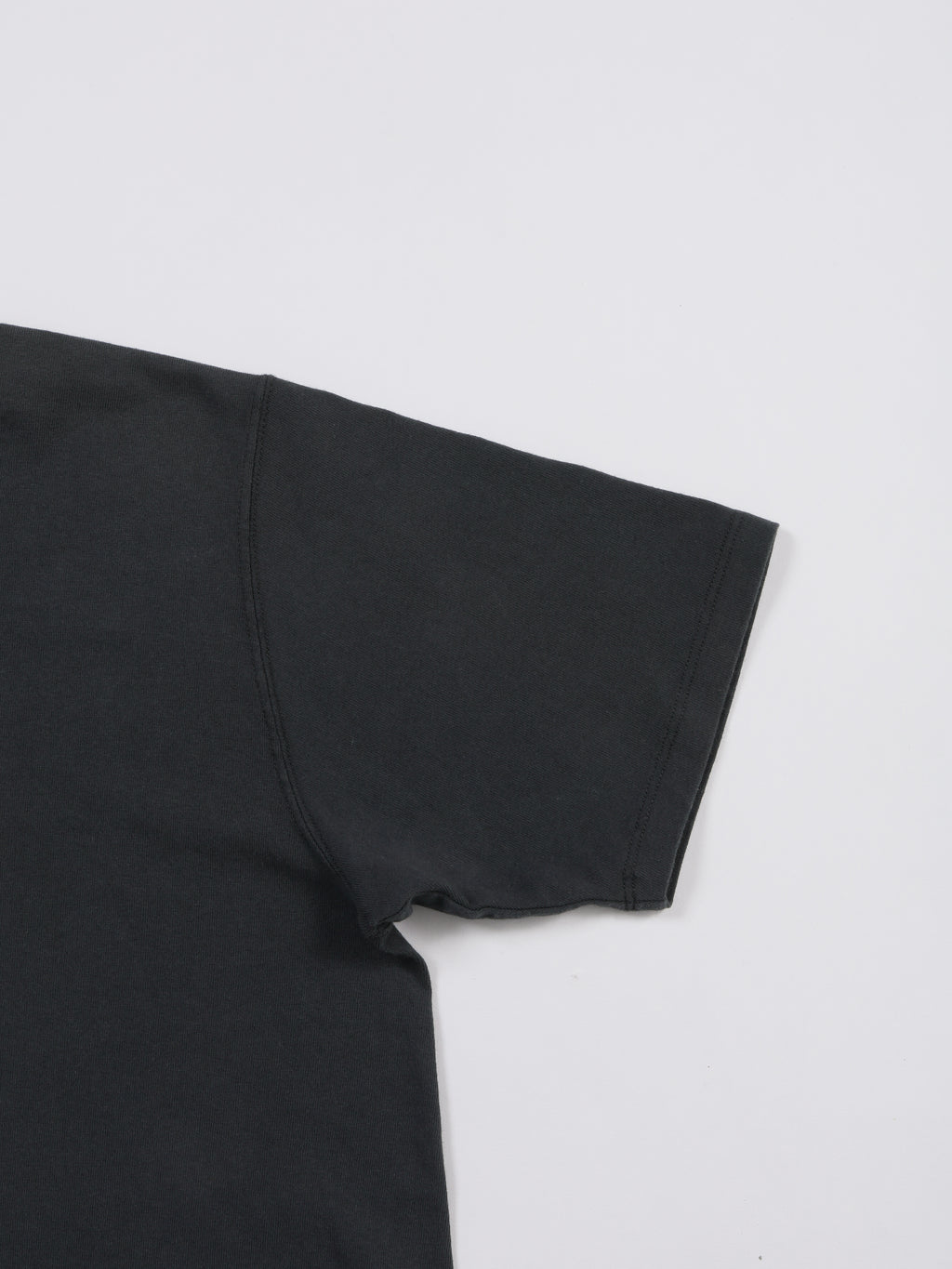 ＜BCW#26015＞7oz Cotton Jersey Tube Body S/S Shirt -got book?-