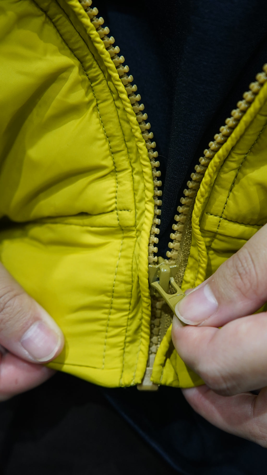 ＜RC-25751＞Nylon Puffer Zip-up Puffer Hoodie