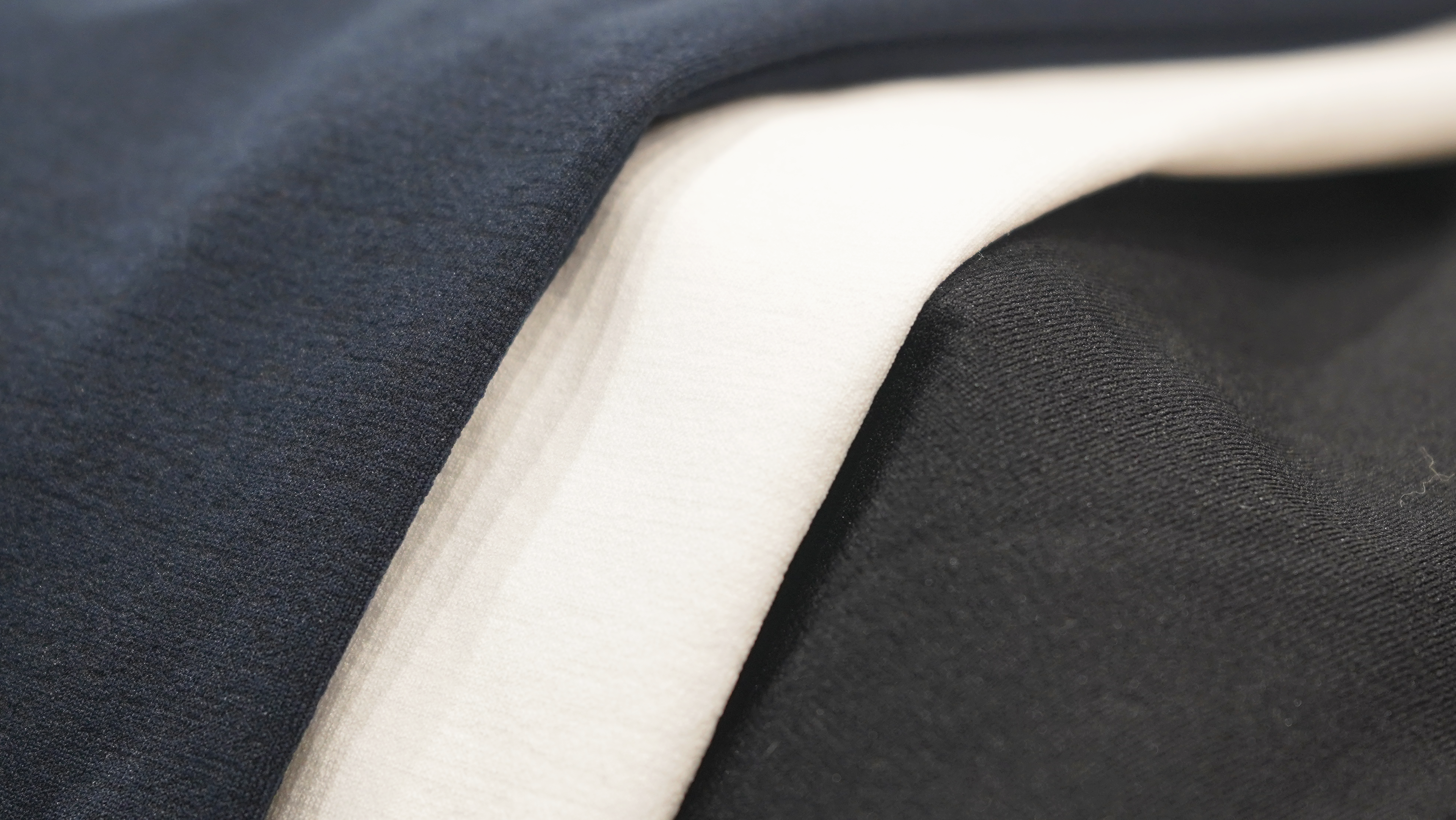 ＜RJ-24242＞Dri-Power Stretch S/S Pocket Crew Neck Shirt