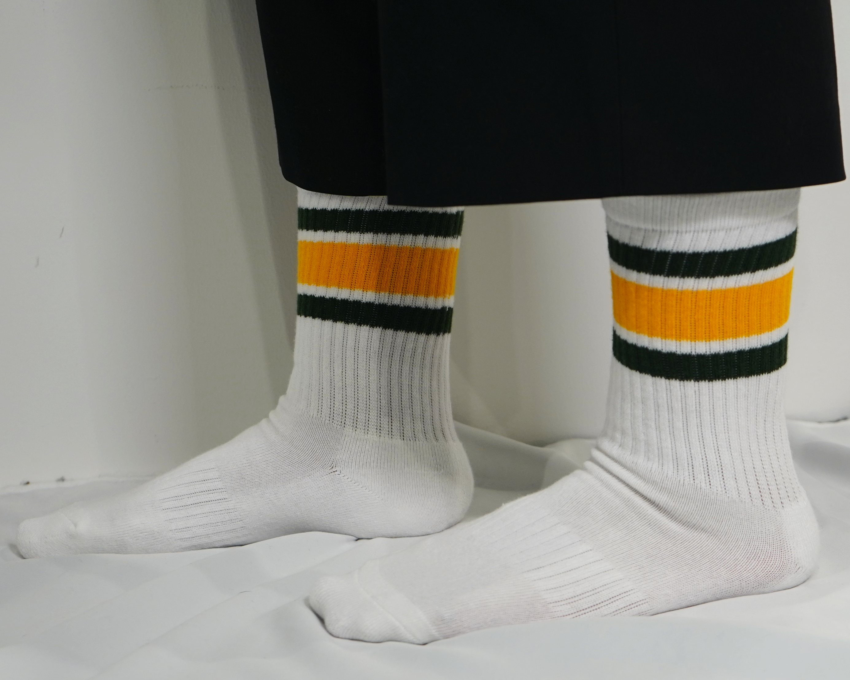 ＜RA-1041＞MENS Crew Length Sports Socks
