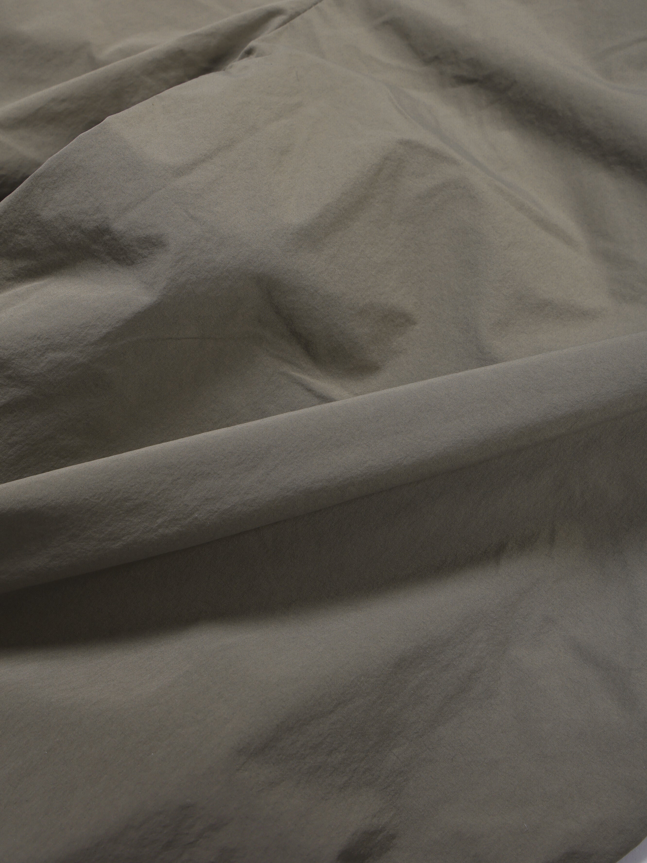 ＜GRJ#26031＞Nylon Taffeta 1/2 Zip Jumper