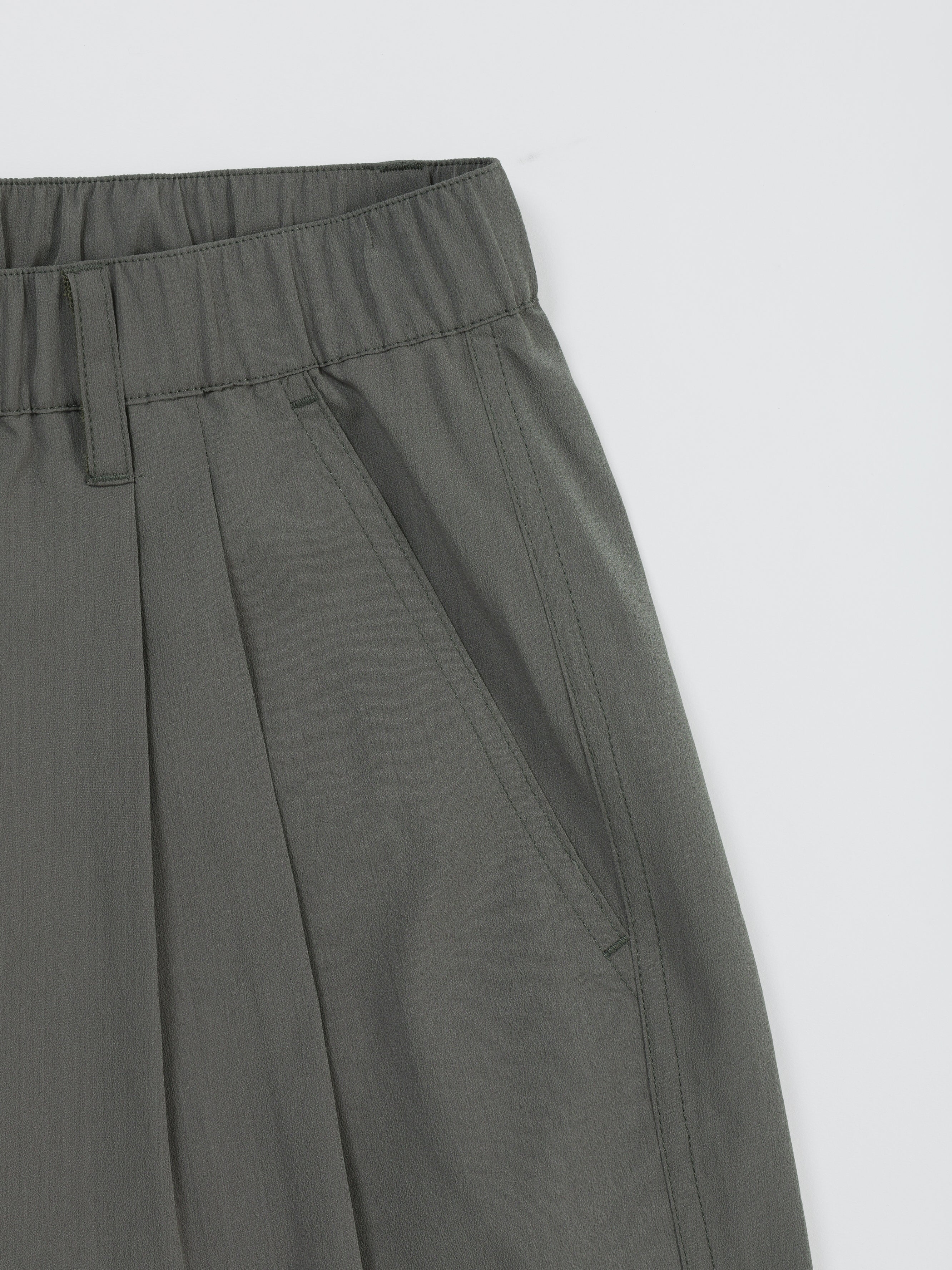 ＜GRJ#26035＞Synthetic Crepe Taffeta Tuck Shorts