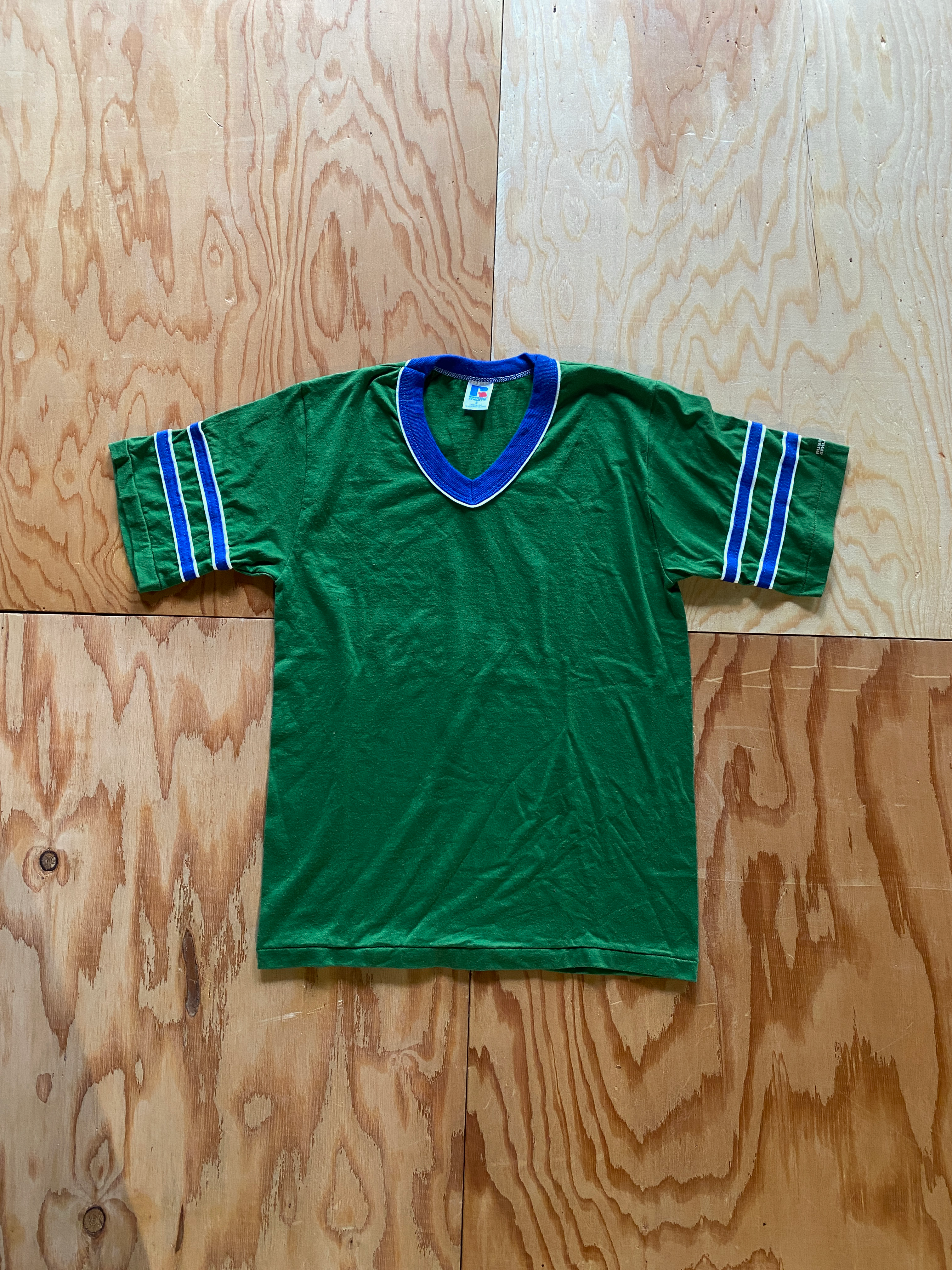 VINTAGE ITEM ＜VTG-28＞RUSSELL ATHLETIC V NECK S/S TEE