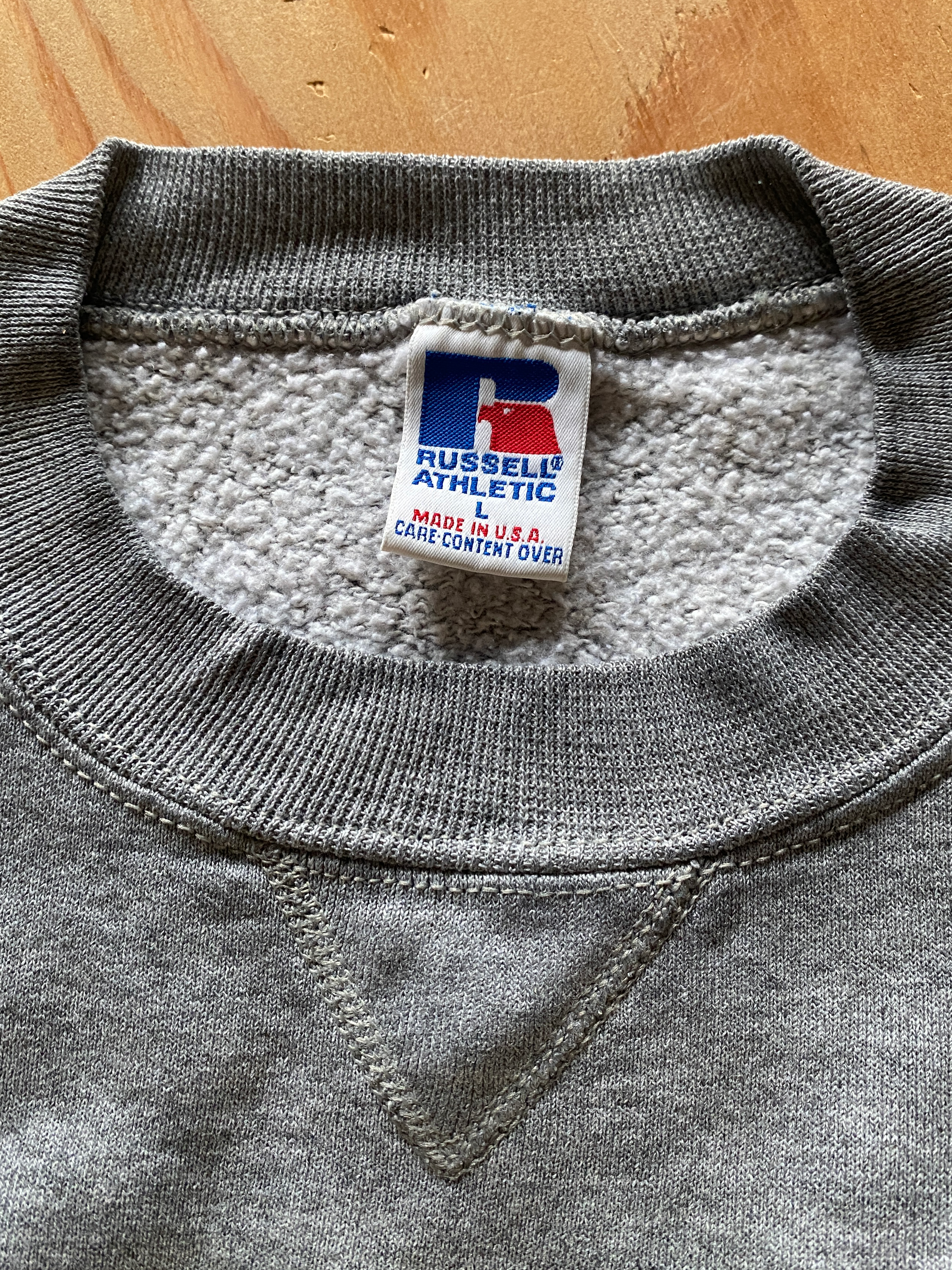 VINTAGE ITEM ＜VTG-30＞RUSSELL ATHLETIC CREW NECK SWEAT