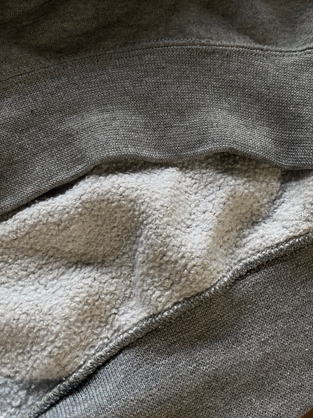 VINTAGE ITEM ＜VTG-30＞RUSSELL ATHLETIC CREW NECK SWEAT