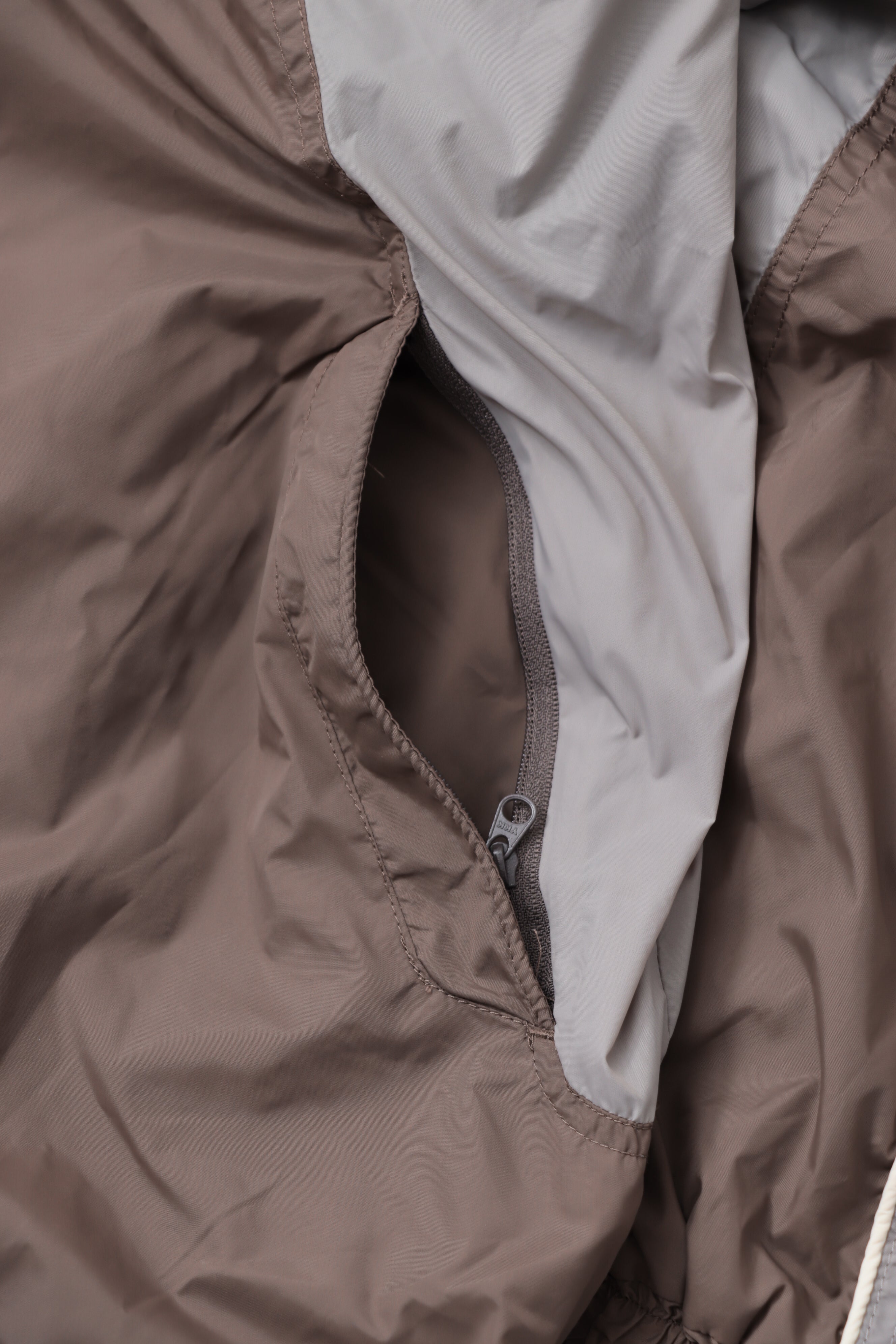 ＜RC-24745＞ NYLON TRAINING JACKET