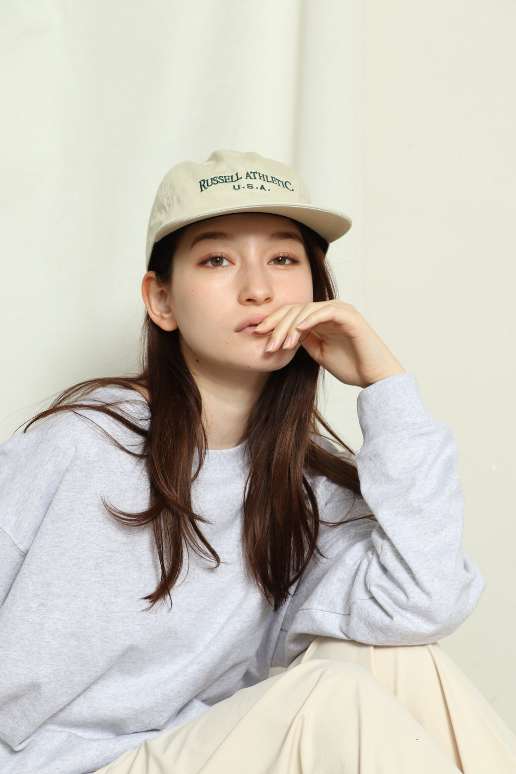 ＜RJ-1047＞-STANDARD ESSENTIALS-  RUSSEL LOGO LONG SLEEVE T