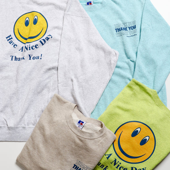 《online Limited》'Thank you' Sweat Crew Neck Shirt＜RC-23752＞RUSSELL ATHLETIC