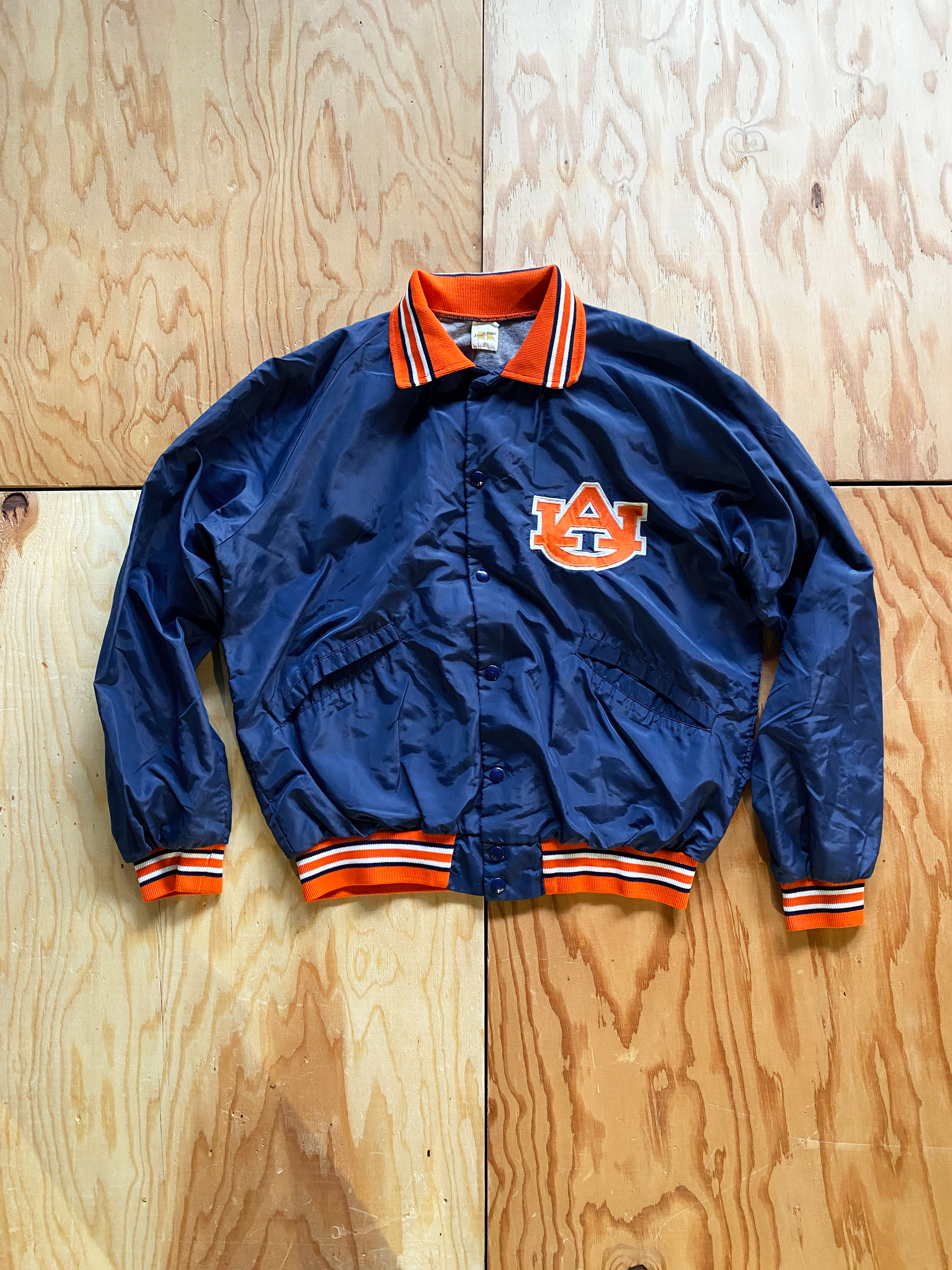 VINTAGE ITEM ＜VTG-15＞RUSSELL ATHLETIC AUBURN UNIVERSITY NYLON JACKET