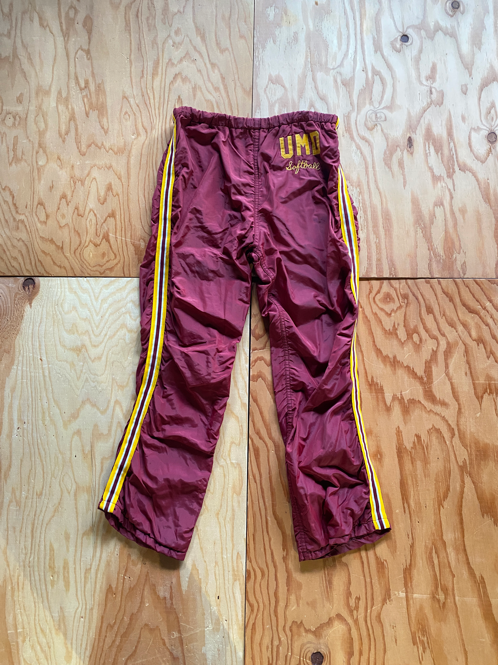 VINTAGE ITEM ＜VTG-24＞RUSSELL ATHLETIC Nylon Pants