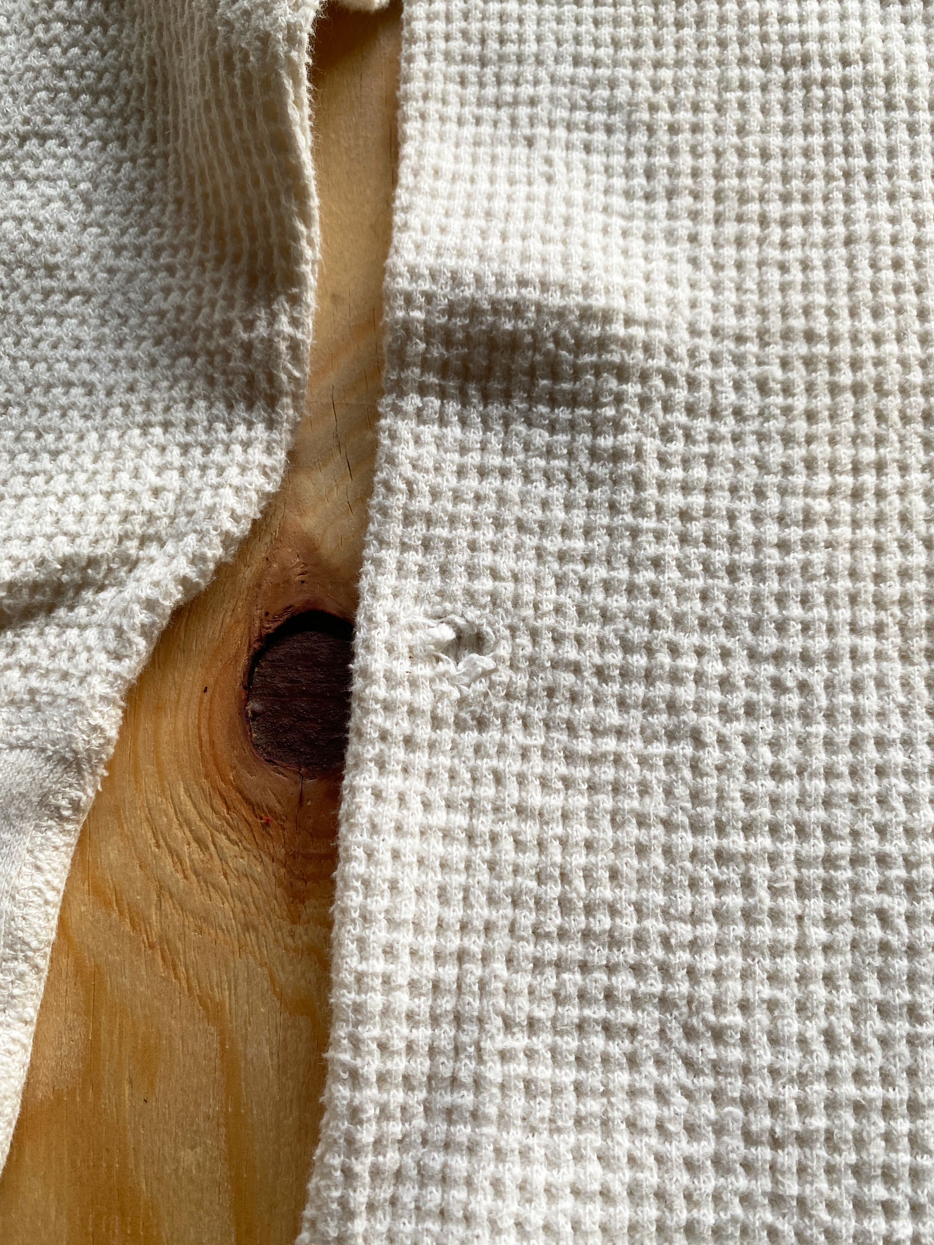 VINTAGE ITEM ＜VTG-23＞RUSSELL ATHLETIC Waffle L/S TEE