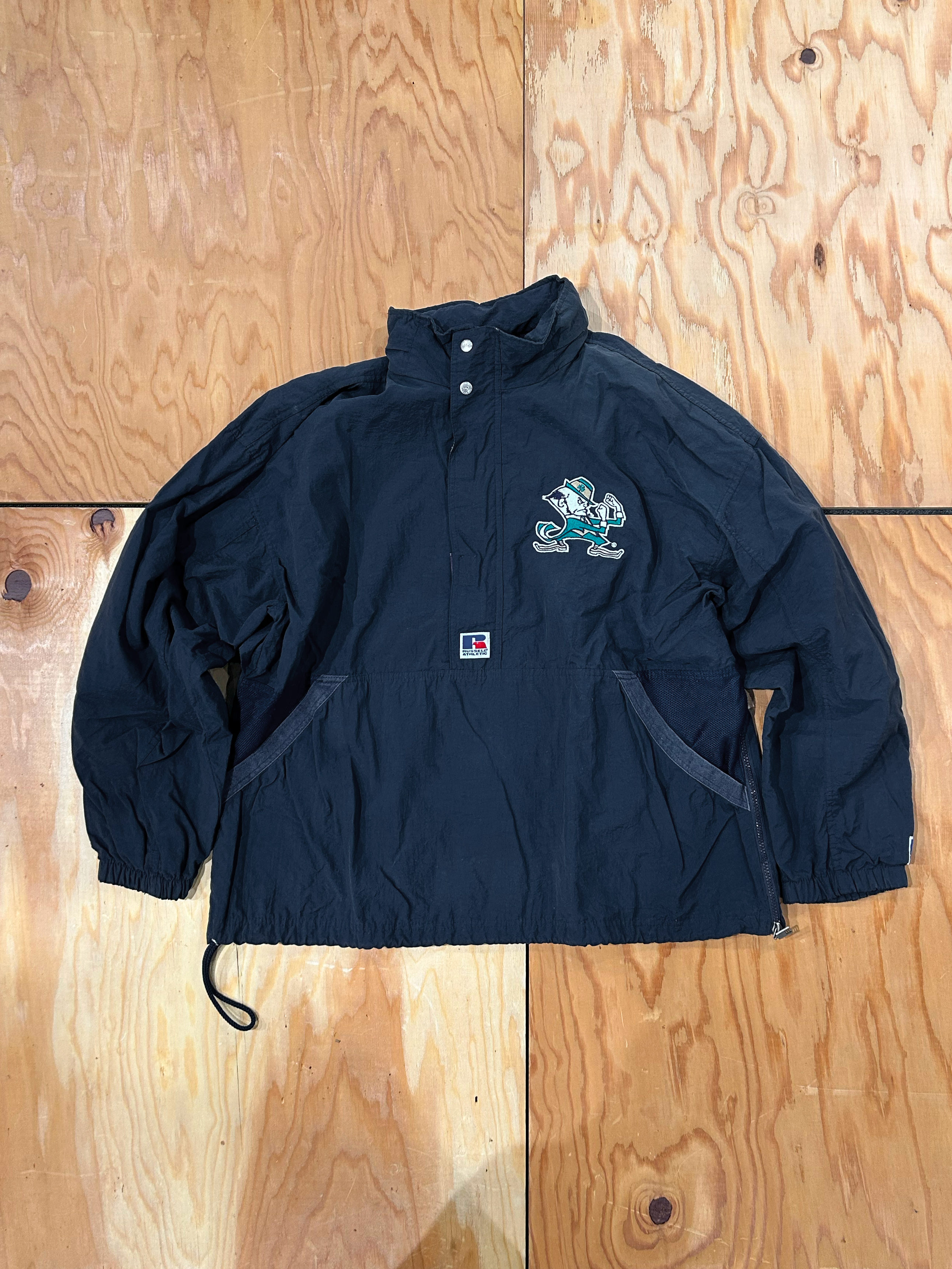 VINTAGE ITEM <VTG-09>RUSSELL ATHLETIC Nylon